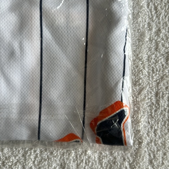 MLB San Diego Padres Adult Jersey - Picture 9 of 11